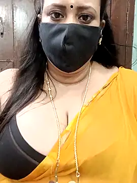 Snapshot of ashikaa_r chatting on December 4, 2025, 6:27 pm ashikaa r online show from December 4, 2025, 6:27 pm