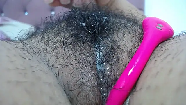 mirand zackyx online show from March 11, 2025, 7:58 pm