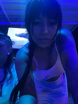 Snapshot of luisa16xxx chatting on December 2, 2024, 2:09 am luisa16xxx online show from December 2, 2024, 2:09 am