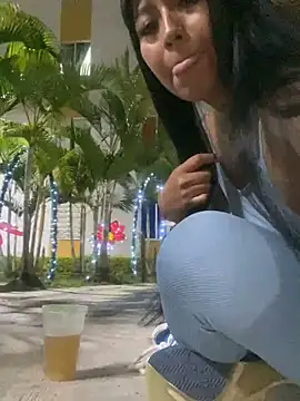 Snapshot of luisa16xxx chatting on December 13, 2024, 3:16 am luisa16xxx online show from December 13, 2024, 3:16 am