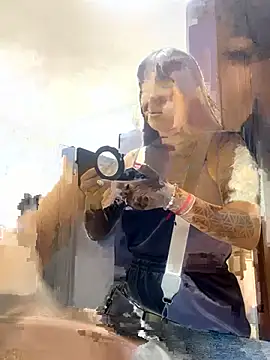 Snapshot of luisa16xxx chatting on February 7, 2025, 9:48 pm luisa16xxx online show from February 7, 2025, 9:48 pm