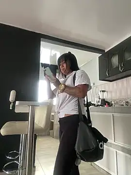 Snapshot of luisa16xxx chatting on March 12, 2025, 9:24 pm luisa16xxx online show from March 12, 2025, 9:24 pm