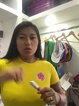 Snapshot of luisa16xxx chatting on March 20, 2025, 9:13 pm luisa16xxx online show from March 20, 2025, 9:13 pm