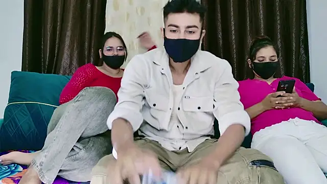 Snapshot of RupaliDixit chatting on October 2, 2025, 5:09 pm RupaliDixit online show from October 2, 2025, 5:09 pm