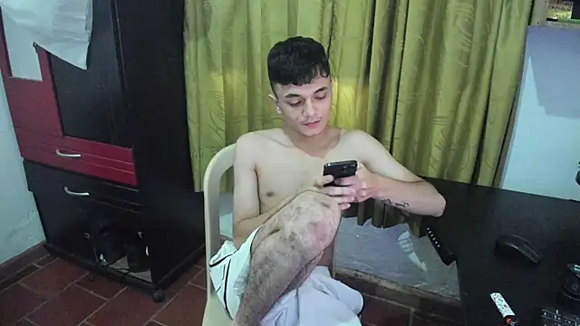 Waturox online show from February 6, 2026, 9:40 pm