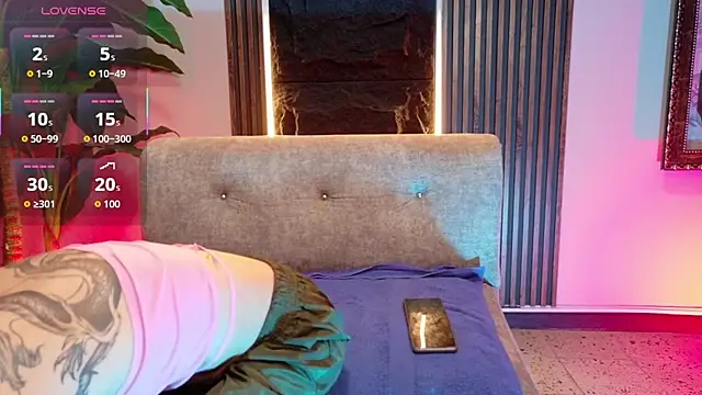 Snapshot of salomee_star_ chatting on November 9, 2025, 6:17 pm salomee star online show from November 9, 2025, 6:17 pm