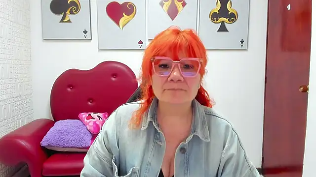 Salomeediaz  online show from April 10, 2026, 9:08 pm