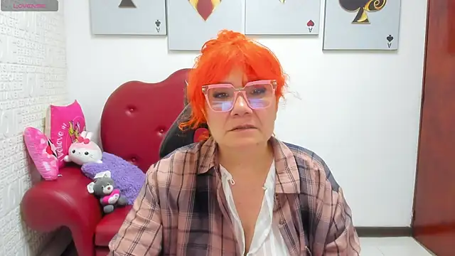 Snapshot of Salomeediaz_ chatting on May 28, 2026, 9:23 pm Salomeediaz online show from May 28, 2026, 9:23 pm