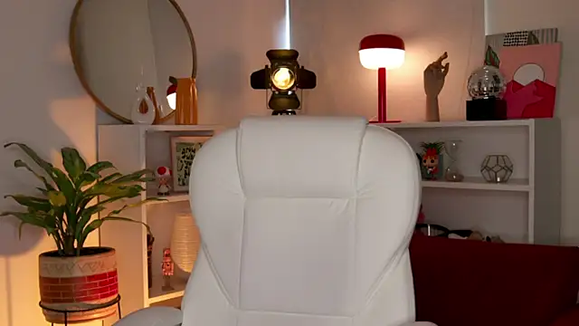 Snapshot of nahiapaws chatting on October 3, 2025, 9:34 pm nahiapaws online show from October 3, 2025, 9:34 pm