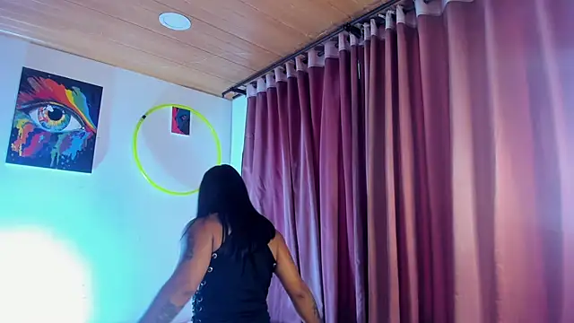 Snapshot of nicole_volkov chatting on January 15, 2025, 10:57 pm nicole volkov online show from January 15, 2025, 10:57 pm