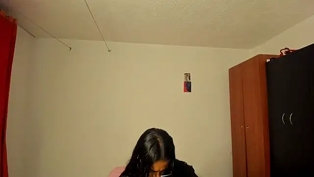 Snapshot of nicole_volkov chatting on March 8, 2025, 1:17 am nicole volkov online show from March 8, 2025, 1:17 am