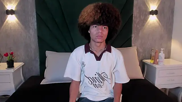 Alexiis Etereo online show from February 28, 2026, 3:57 pm