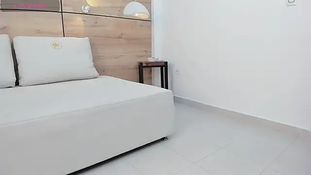 martina touss online show from March 21, 2025, 1:56 am