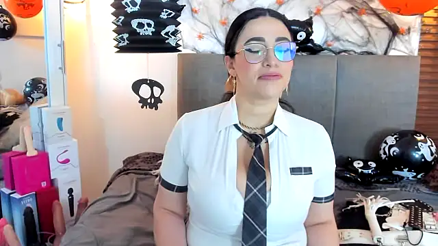 Snapshot of Scarleth_swann chatting on October 24, 2025, 11:17 am Scarleth swann online show from October 24, 2025, 11:17 am