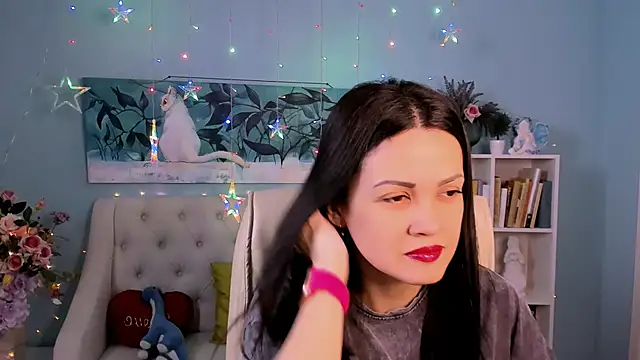 KarolinaRobinson online show from February 5, 2025, 11:44 am