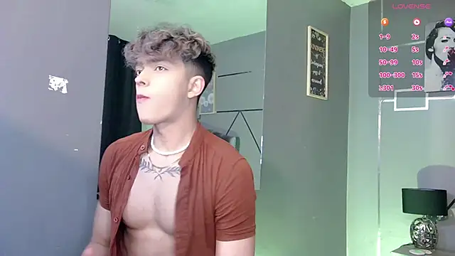 Snapshot of ANDRIUS_24 chatting on December 6, 2024, 12:49 pm ANDRIUS 24 online show from December 6, 2024, 12:49 pm