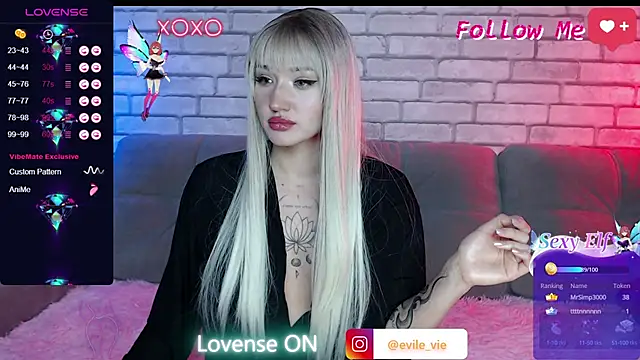 Eva Evile online show from December 6, 2024, 3:11 pm