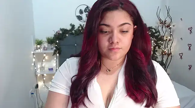 Snapshot of KathyGonzalez chatting on January 3, 2025, 2:51 pm KathyGonzalez online show from January 3, 2025, 2:51 pm