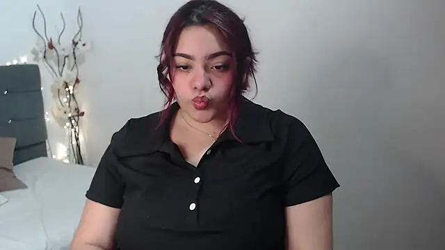 Snapshot of KathyGonzalez chatting on February 7, 2025, 4:14 pm KathyGonzalez online show from February 7, 2025, 4:14 pm