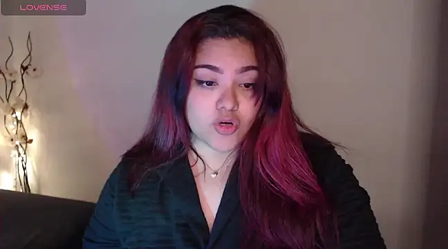 Snapshot of KathyGonzalez chatting on February 12, 2025, 5:26 pm KathyGonzalez online show from February 12, 2025, 5:26 pm