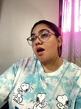 Snapshot of KathyGonzalez chatting on October 1, 2025, 11:49 am KathyGonzalez online show from October 1, 2025, 11:49 am