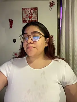 Snapshot of KathyGonzalez chatting on October 28, 2025, 10:52 am KathyGonzalez online show from October 28, 2025, 10:52 am