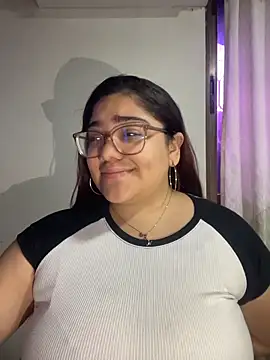 Snapshot of KathyGonzalez chatting on November 14, 2025, 11:20 am KathyGonzalez online show from November 14, 2025, 11:20 am