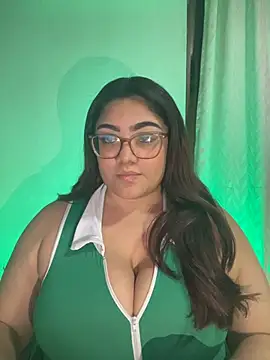 Snapshot of KathyGonzalez chatting on November 17, 2025, 11:10 pm KathyGonzalez online show from November 17, 2025, 11:10 pm