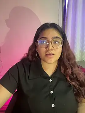 Snapshot of KathyGonzalez chatting on December 5, 2025, 9:00 pm KathyGonzalez online show from December 5, 2025, 9:00 pm