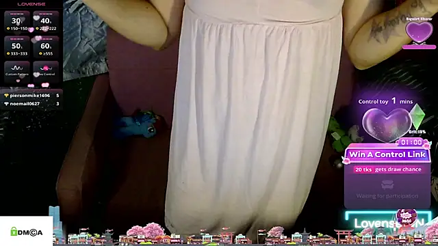 Snapshot of tashakaixxx chatting on April 19, 2026, 8:24 am tashakaixxx online show from April 19, 2026, 8:24 am