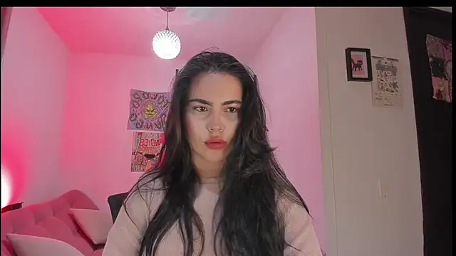 Snapshot of sol__angel chatting on December 22, 2024, 10:25 pm sol angel online show from December 22, 2024, 10:25 pm