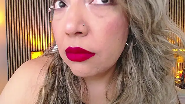 Snapshot of marie_hss chatting on April 23, 2026, 7:38 pm marie hss online show from April 23, 2026, 7:38 pm