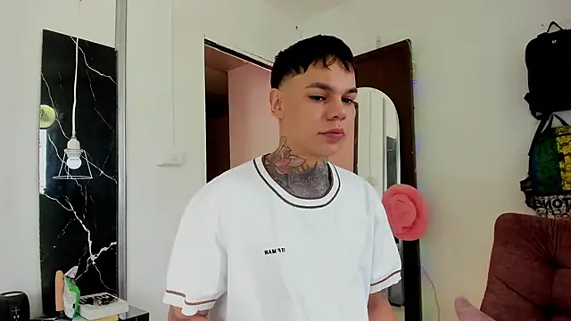 Jordyrodriiguez online show from November 7, 2025, 5:35 pm