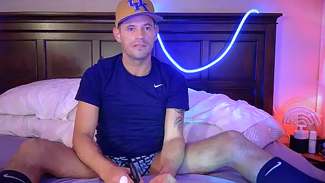 FrankieKentucky online show from April 18, 2026, 12:47 am