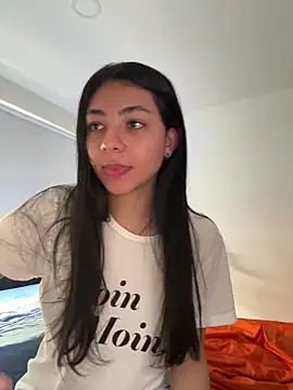 Liissa cute  online show from December 21, 2025, 9:11 pm