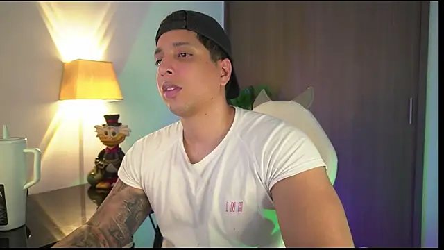 appolo allen online show from November 7, 2025, 3:39 am