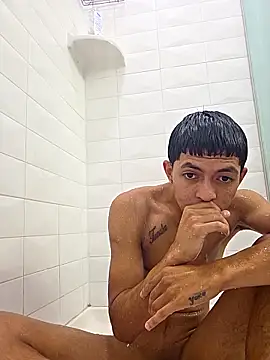 Snapshot of Yoko0381 chatting on September 23, 2025, 3:20 am Yoko0381 online show from September 23, 2025, 3:20 am