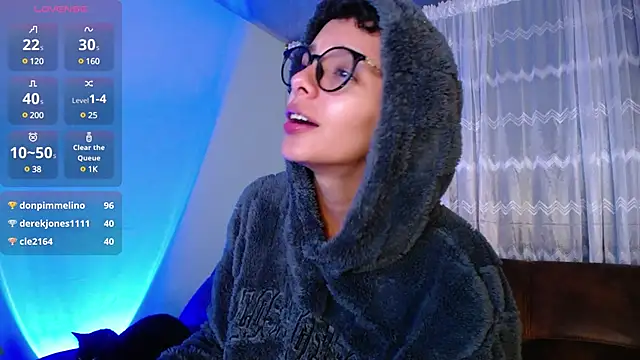 peyton golden1 online show from March 6, 2025, 7:25 am