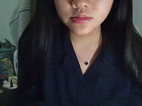 Yin-girl online show from November 23, 2025, 6:19 pm