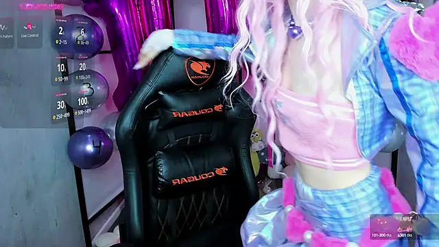 Snapshot of LilithLin chatting on January 23, 2025, 10:01 pm LilithLin online show from January 23, 2025, 10:01 pm