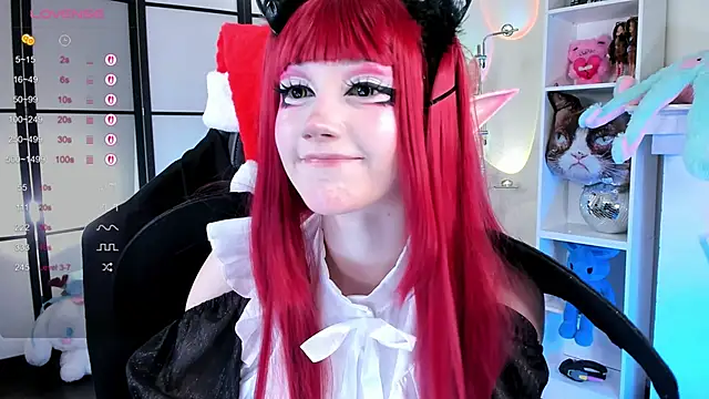 Snapshot of LilithLin chatting on December 4, 2025, 12:42 am LilithLin online show from December 4, 2025, 12:42 am