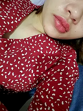 Wettpussyxx online show from November 13, 2025, 1:04 am