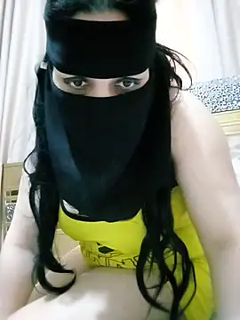 Snapshot of Naariman chatting on January 26, 2025, 9:51 am Naariman online show from January 26, 2025, 9:51 am