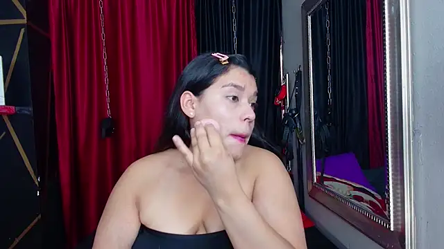 AvaLusty online show from January 21, 2025, 8:11 pm