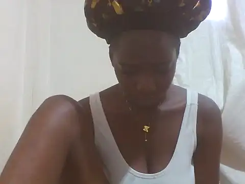 PRETTY-LIA online show from January 14, 2026, 10:32 am