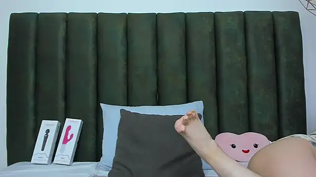 Snapshot of ThailyCherry chatting on November 4, 2025, 8:30 pm ThailyCherry online show from November 4, 2025, 8:30 pm