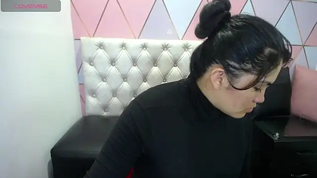 Marinasexxx online show from March 13, 2025, 6:56 pm