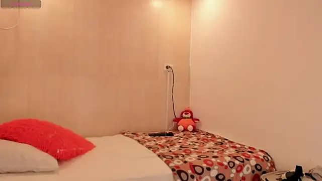 Snapshot of meganrossee69 chatting on September 14, 2025, 1:27 am meganrossee69 online show from September 14, 2025, 1:27 am