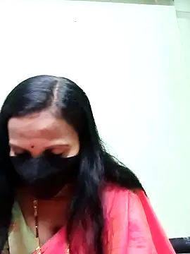 Snapshot of Rama-Telugu chatting on November 17, 2025, 7:19 pm Rama-Telugu online show from November 17, 2025, 7:19 pm