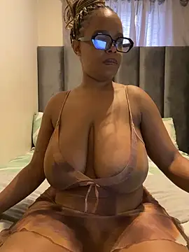 Snapshot of Saggy_areola95 chatting on April 23, 2026, 8:46 am Saggy areola95 online show from April 23, 2026, 8:46 am